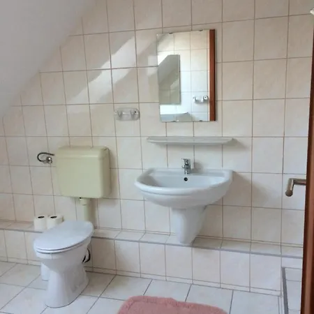 Falubiro Vendeghaza Bekolce