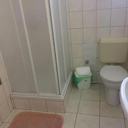 Falubiro Vendeghaza Bed and Breakfast