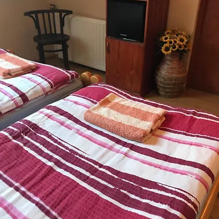 Falubiro Vendeghaza Bekolce