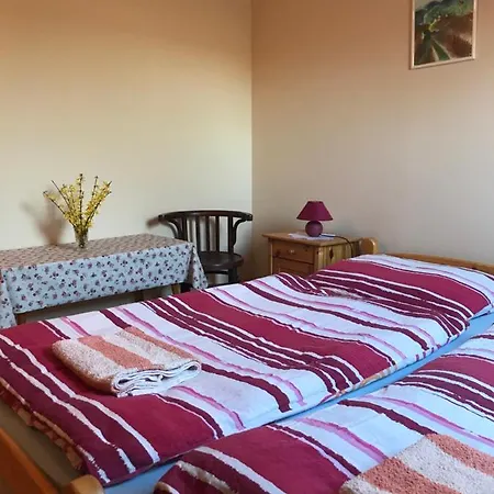 Falubiro Vendeghaza 3*