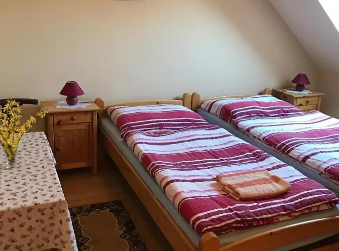 Falubiro Vendeghaza Bekolce