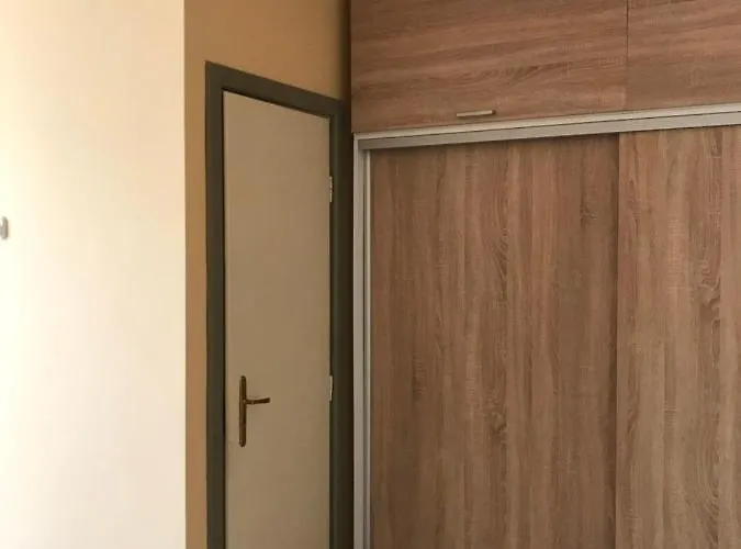 Falubiro Vendeghaza 3*